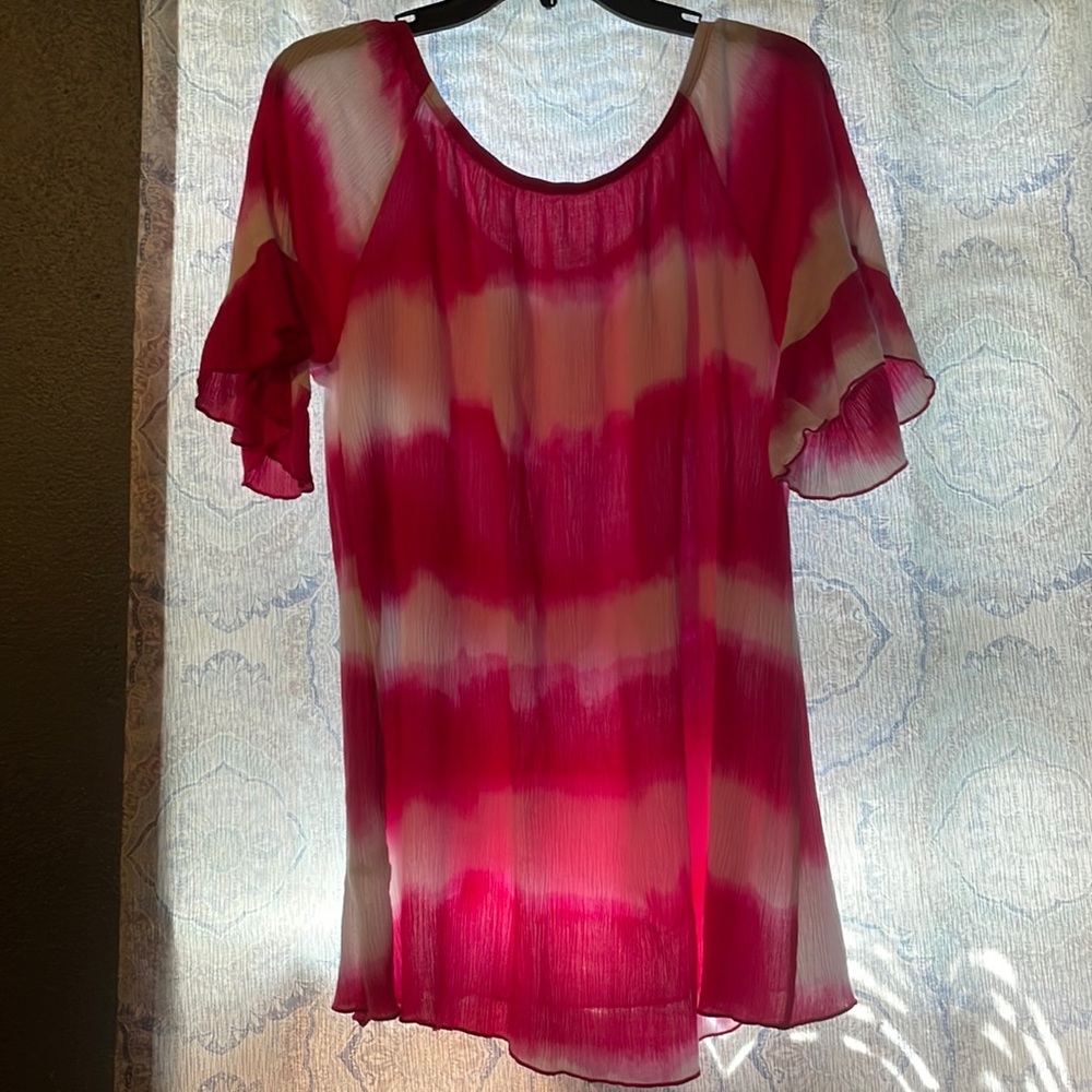 Tie dye flowy top